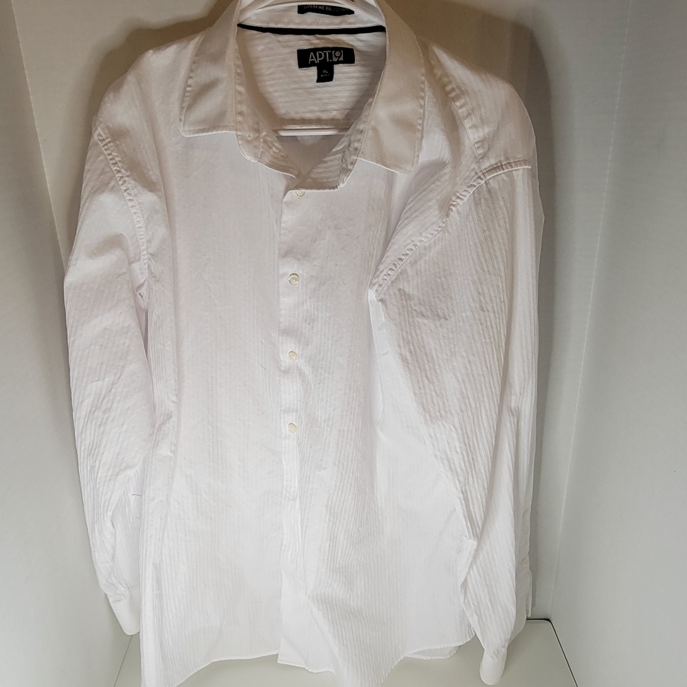 Apt 9 superfine 80% cotton button up XL